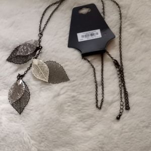 Torrid leaf Necklace
